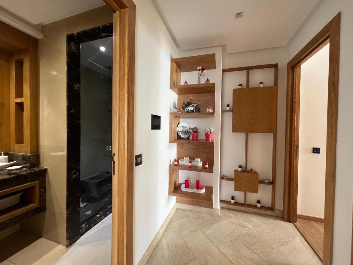 Luxury Apart 2 Ch -Casa Finance City Casablanca Exterior foto
