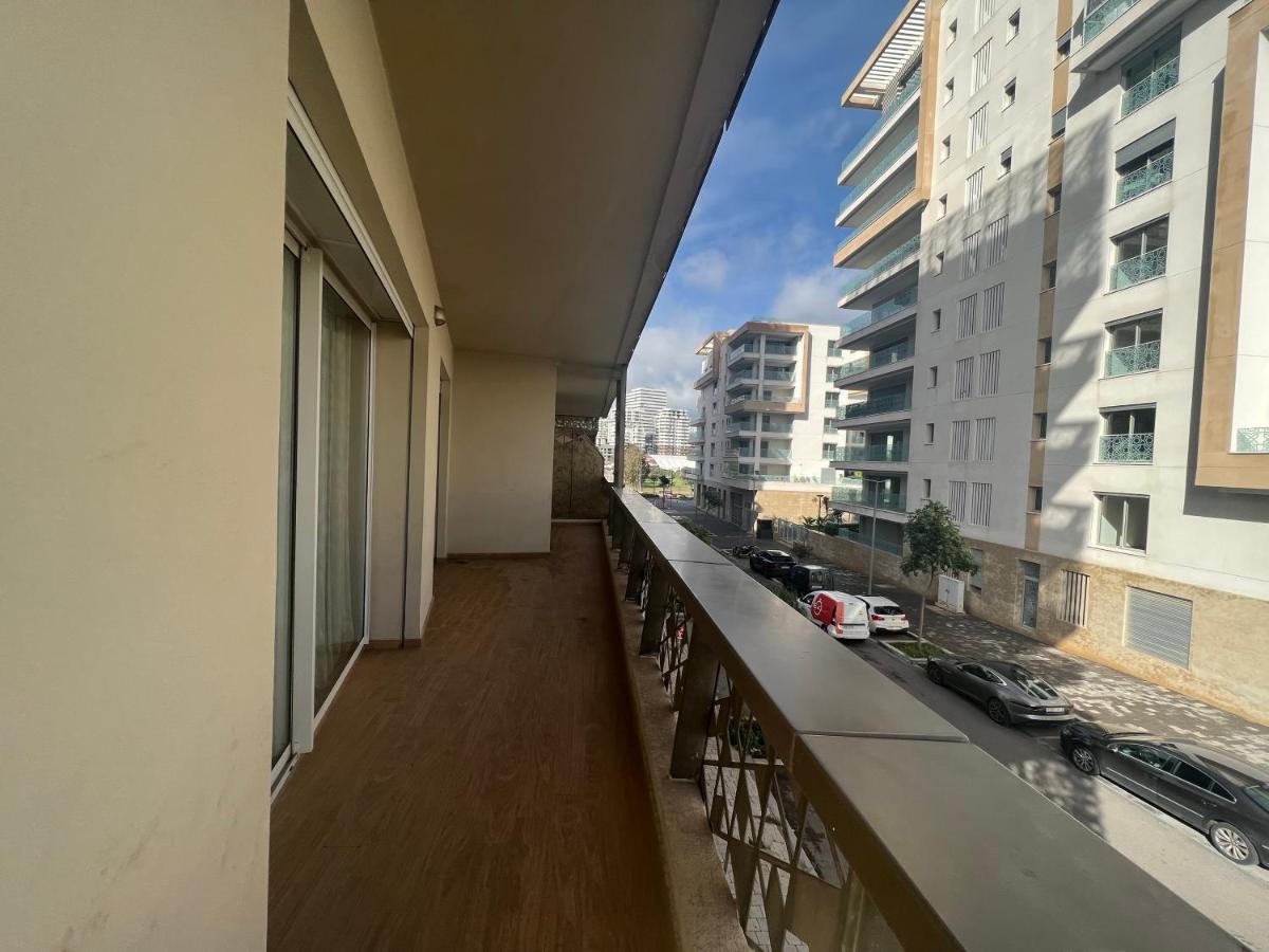 Luxury Apart 2 Ch -Casa Finance City Casablanca Exterior foto